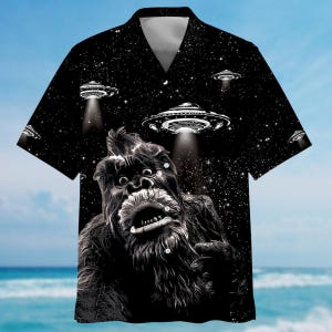 Bigfoot Hawaii-skjorta, Fantasy Bigfoot-skjorta, Selfie Aloha-skjorta, Familjesemester-strandskjorta, Tropisk knappskjorta, Gåva till fan