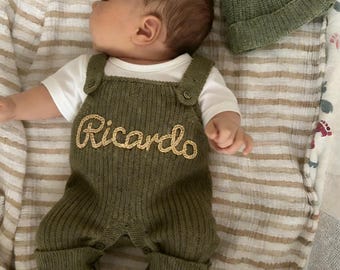 Tutina personalizzata per neonati, tutina ricamata per neonati, salopette lavorata a maglia con nome per bambini, vestito per il ritorno a casa, vestito per il battesimo del neonato, regali per neonati