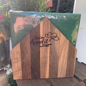 Napkin holder with engraving