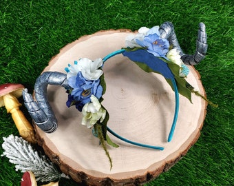 Horn Headband - Blue and White Floral Curled Horns - Dragon Costume Horns - Cosplay Faun Maenad Headband