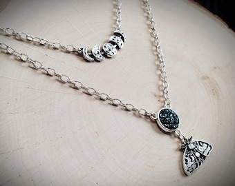 Collier superposé en argent avec papillons de nuit et phases de lune, collier chaîne en argent