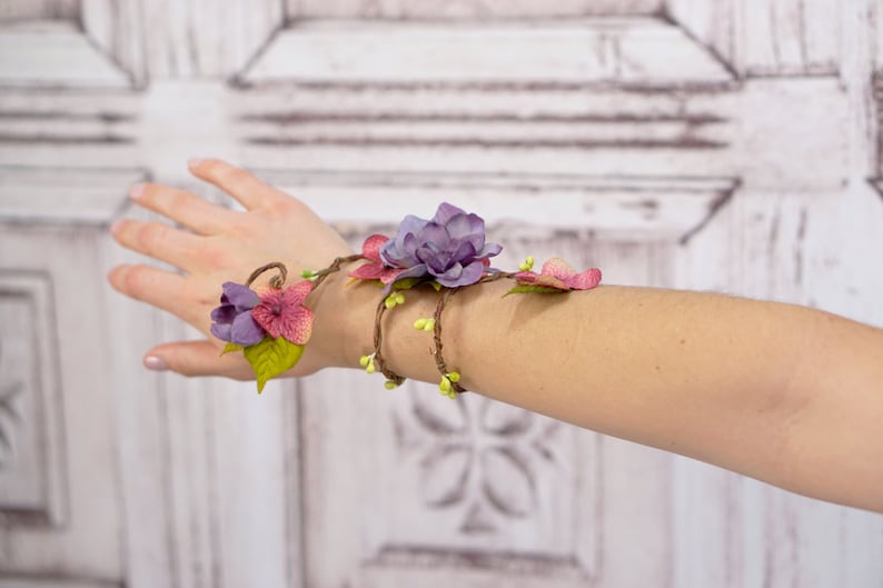 Flower Wrap Cuff Customizable Flower Arm Band, Floral Corsage, Fairy Bracelet image 3