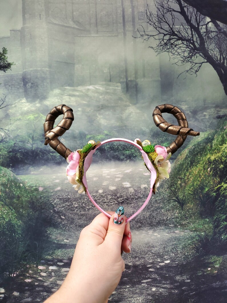 Horn Headband, Pastel Pink Berries and Floral Horns, Dragon Costume Horns, Cosplay Faun Maenad Headband, image 2