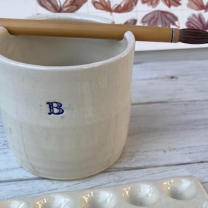 Monogrammiert Farbe Wasser Becher - Pinsel Halter - Aquarell Zubehör - Geschenk des Künstlers - Handgemachte Keramik
