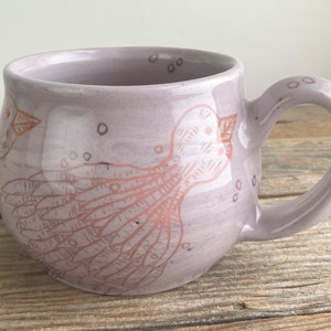 koffiemok folk geïllustreerd handgemaakt vogel kunst aardewerk afbeelding 4