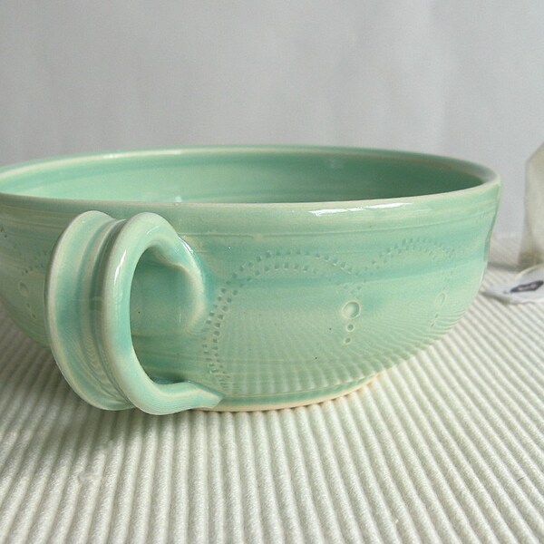 Stitched cozy coffee mug... in green.