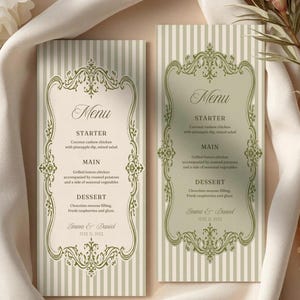 Op de afbeelding: Twee verticale menukaarten met een crème en beige gestreepte achtergrond en een sierlijke olijfgroene filigraanrand. De tekst bevat Menu, Starter, Main, Dessert, en de namen Emma & Daniel met de datum 21 juni 20XX in het zwart gedrukt.