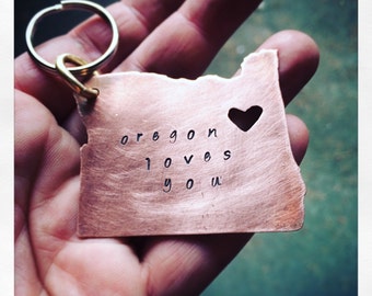 Personalized Oregon Loves You Keychain