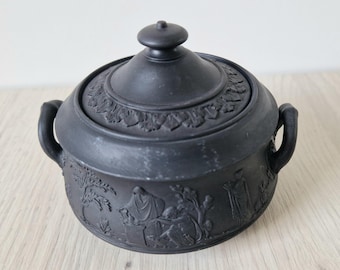 18世紀/19世紀のウェッジウッド製ブラックバサルトティーカップ - Etsy
