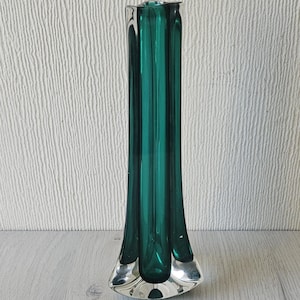 Whitefriars Geoffrey Baxter Green Art Glass Three Sided Vase 9.5&quot; Tall Made in England