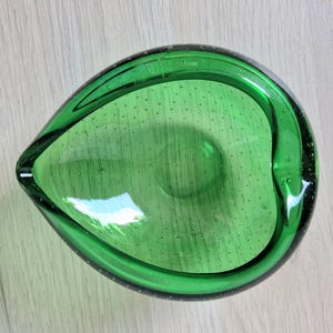 Vintage Murano Green Controlled Bubble Bullicante Art Glass Bowl