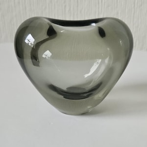 Holmegaard Flora Vase Glass Smoke 24 Cm BRAND NEW - Etsy