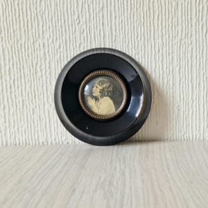 French 19th Century Round Miniature Portrait Of A Young Girl At Prayer 8.3cm