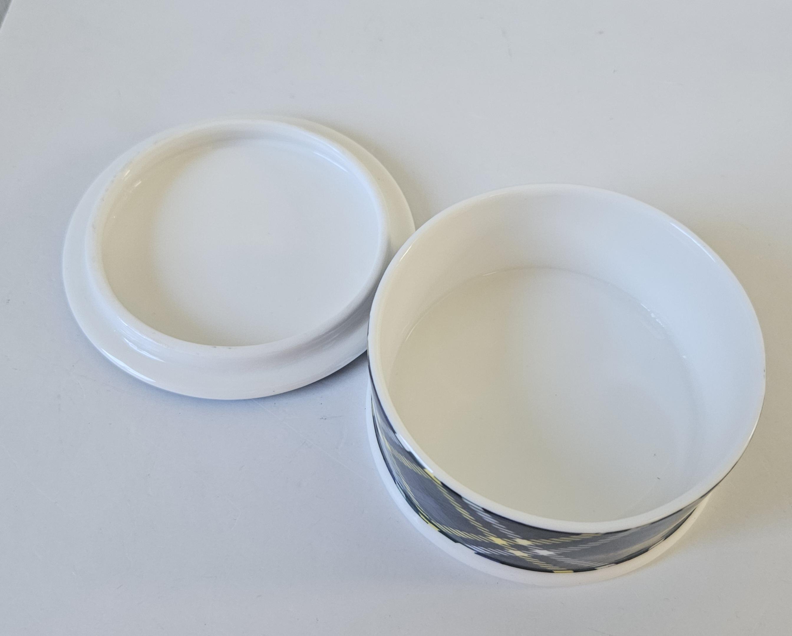 ヴィンテージ ハロッズ ラウンド トリンケット ポットと蓋 グリーン