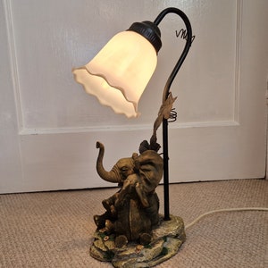 Vintage Widdop Bingham Elephants Table Lamp Opaline Glass Shade Signed Crosa 2000