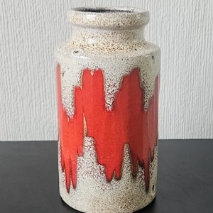 Vintage West German Ceramic Fat Lava vase made by Scheurich.numbered: 203-18. 18cm Tall