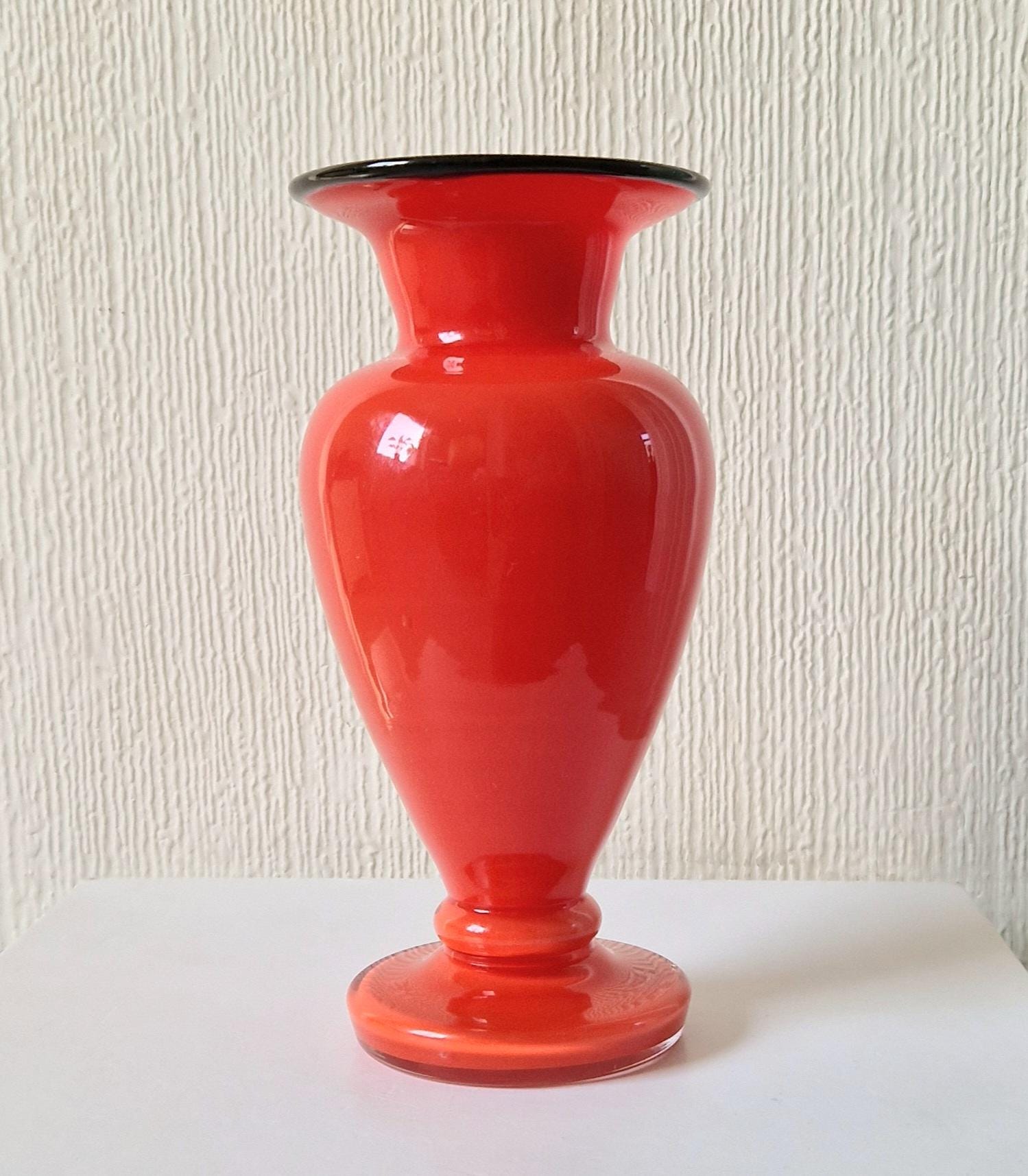 チェコ ヴィンテージ Tango Glass フラワーベース ガラス 花瓶 アールデコ 様式 花器 オブジェ 置物 アートグラス ディスプレイ 93327 Tango glass vase - Etsy 日本