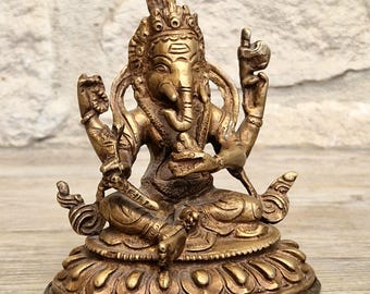 Vintage Nepalese Brass Lord Ganesh Ganesha Hindu Diety Seated on Lotus Pillow Figure 13cm