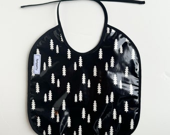 Wipeable tree bib