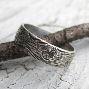 BARNWOOD cedar woodgrain ring faux bois mens 6mm sterling silver wedding band Made to Order image 2
