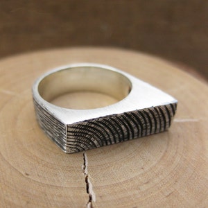 woodgrain SIDE ANGLE faux bois sterling silver wood ring sz 8 sz 7.5 image 2