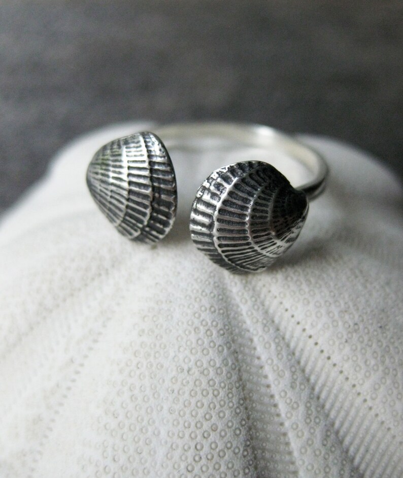 double seashell fan shell mermaid open ring sterling silver fits size 8.5 to 9.5 image 1