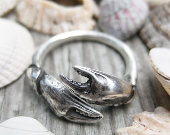 Seashell crab ring CLAW sterling silver sea shell bypass ring, June July birthday cancer zodiac