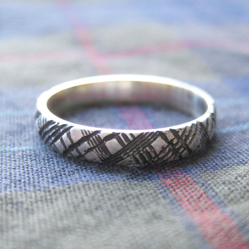 Thinnest PLAID sterling silver 3mm ring Made to Order image 2