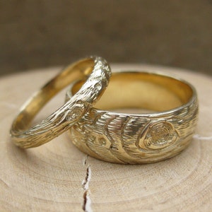 woodgrain wedding band set GOLD wood grain ring PLYWOOD 14 kt yellow faux bois, made to order image 2