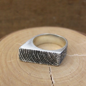 woodgrain SIDE ANGLE faux bois sterling silver wood ring sz 8 sz 7.5 image 4