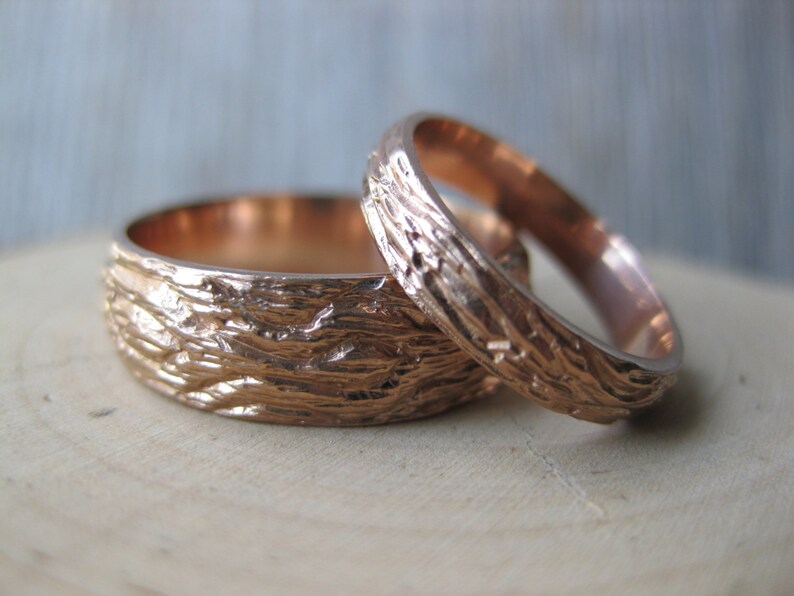 Rose Gold OAK wood grain wedding band SET 14 kt gold woodgrain matching rings faux bois Made to Order mens womens image 1