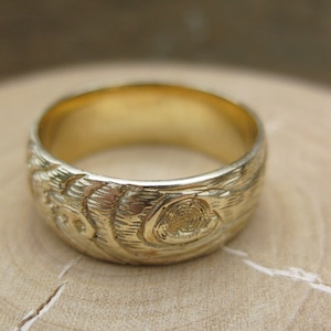 Mens wedding band GOLD wood grain ring Plywood 14 kt yellow faux bois Made to Order image 1