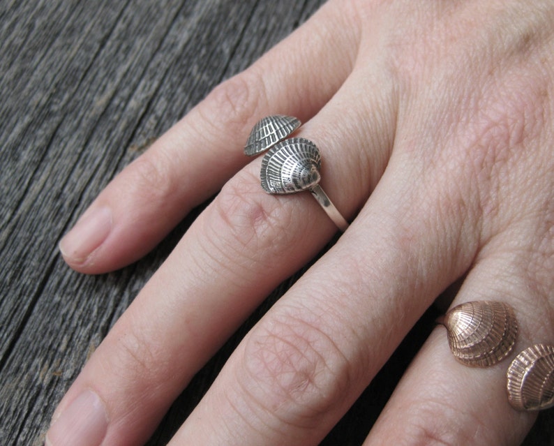 double seashell fan shell mermaid open ring sterling silver fits size 8.5 to 9.5 image 4