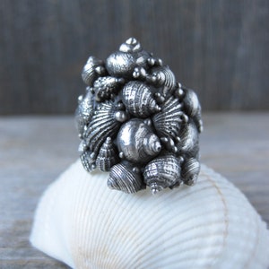 Bague large en argent sterling INCRUSTATION de coquillages en forme de cigare