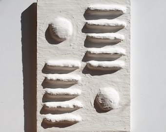 Arte murale Japandi per gli amanti delle opere d'arte strutturate, arte murale in gesso per interni Wabi Sabi, arazzo da parete bianco Boho, scultura astratta in rilievo