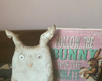 Primitive Bunny, Rabbit, Farmhouse