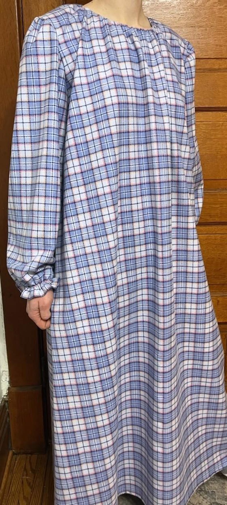 Camisón de franela para mujer, hecho a mano a medida, tallas grandes, petite, regular, alta, larga, completa, modesto, 100% algodón, cuadros azules/florales, S M L XL 1X 2X 3X imagen 2