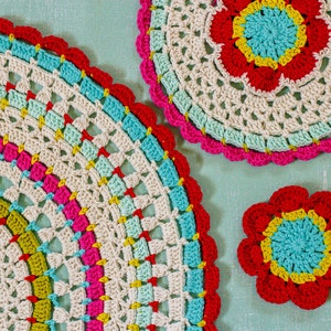 Mod Floral Mandalas Crochet Pattern image 4