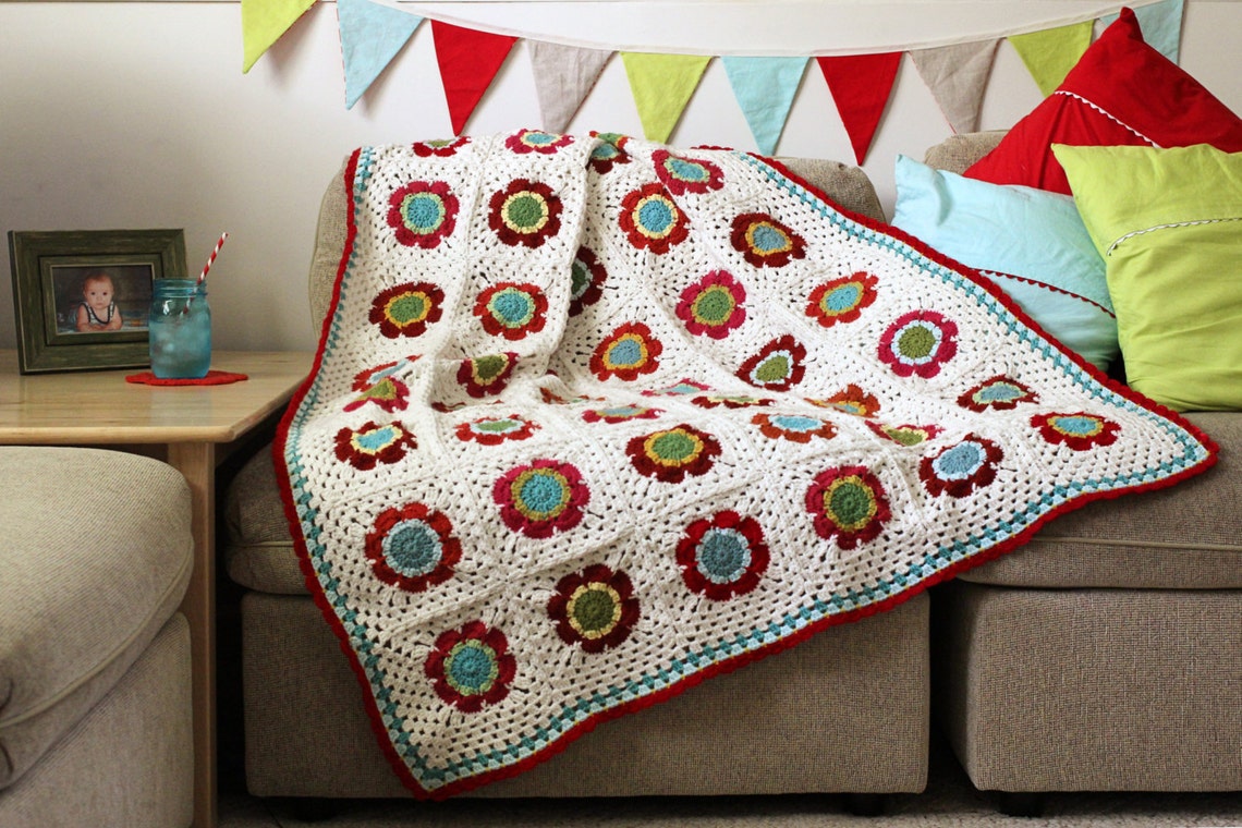 Mod Floral Blanket Crochet Pattern and Tutorial Etsy