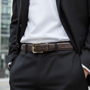 Men’s Croc Embossed Leather Dress Belt Dark Brown Classic Belt Polished Gold-Tone Buckle Business Suit Belt Personalized Birthday Gift