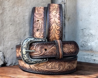 Tooled Leather Belt With Flowers 70s 1980s Vintage Boho  display picture 2
