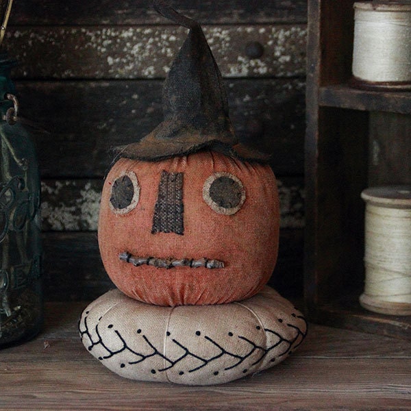Primitive Halloween Witch Pumpkin Guy, Pumpkin Decor, Primitive Make Do, Halloween Home Decor, Pumpkin Pincushion