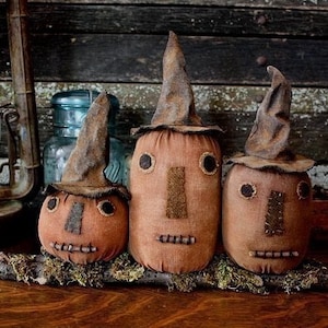 PATTERN Primitive Folk Art Halloween Witch Pumpkin Shelf Sitter Digital PDF Pattern image 1