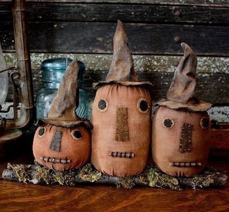 PATTERN Primitive Folk Art Halloween Witch Pumpkin Shelf Sitter Digital PDF Pattern image 1