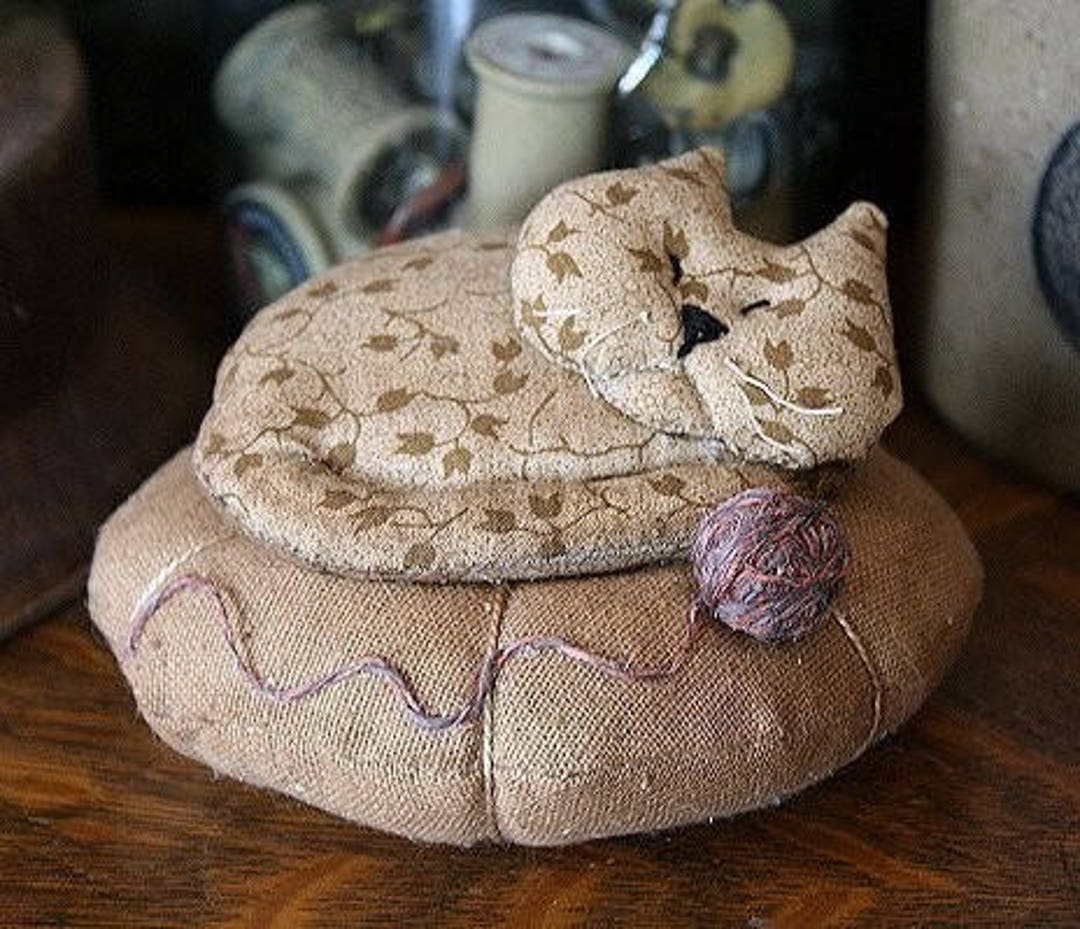 Primitive Leaping Cat Pattern PATTERN Primitive Napping Kitty Pincushion Digital PDF Pattern - Etsy