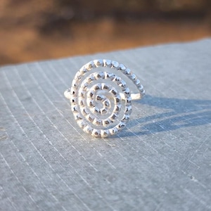 925 Sterling Silver Ring, Spiral Silver Ring, Boho Tribal Statement Ring, Minimalist Silver Swirl Ring for Women Perfect For Every Occasion