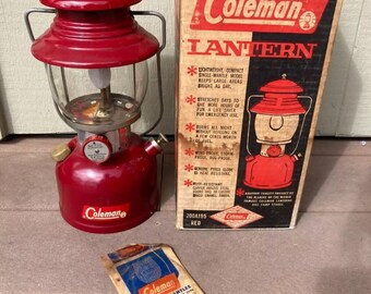 Coleman 1961 vintage lantern model 200A