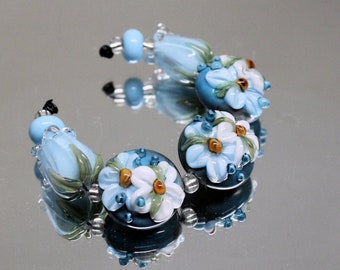 Lampwork Glass Set Of Blue White Floral Beads