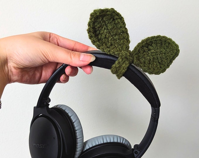 Crochet Sprout Accessory | Handmade cute accessory for headphones, purses, bags, cable ties, gifts for gamers, gaming accessory