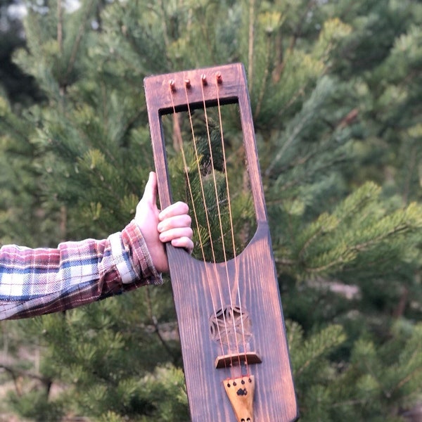 The Talharpa / tagelharpa hiiu kannel jouhikko bowed lyre